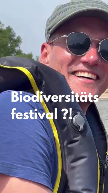 Freu dich auf ein Wochenende voller Inspiration mit spannenden Exkursionen, Workshops, Naturfilm, Musik und Persönlichkeiten wie @sarahwienerofficial @jan_haft @maxprosa und @gruen_sein Das ist unser Biodiversitätsfestival "GreenPulse!"

Ob Fledermausexkursion, Wildkräuter-Workshop oder Mitmachaktionen für Kinder im NaTour.Bauwagen - hier ist für jeden Etwas geboten!

Was?! Ihr habt noch keine Tickets? Dann schnell hier besorgen! (Link in Bio!) www.greenpulsefestival.de
 🎟️

@elobau_stiftung 
@schloss.achberg